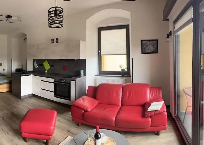 V Blizkosti Centra A V Klidne Zone Apartment